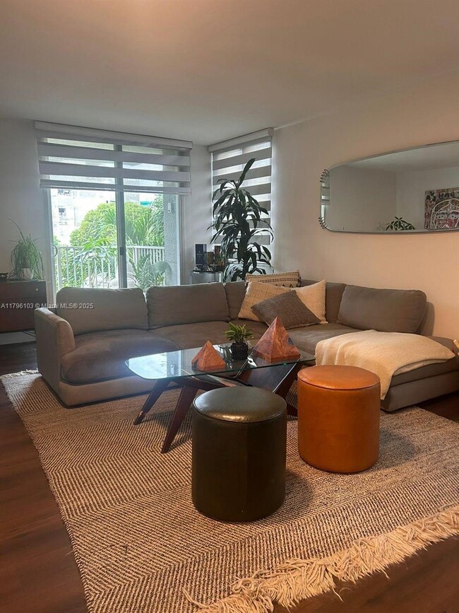Foto del edificio - 800 N Miami Ave