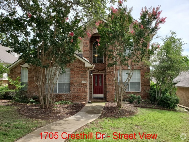 Building Photo - 1705 Cresthill Dr