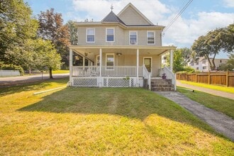 Building Photo - 3 N Serven St