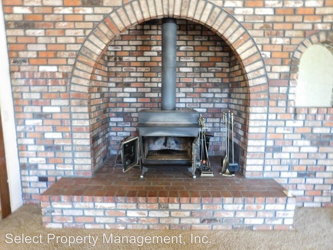 Building Photo - 3 br, 2.5 bath House - 5270 Xeno Place