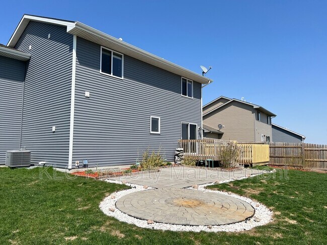 Foto del edificio - 709 37th St SW