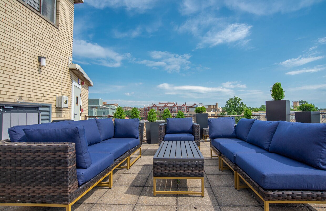 Foto principal - Connecticut House Apartments