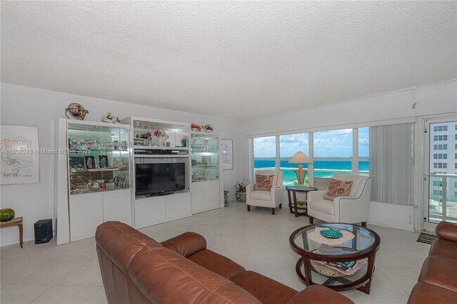 Foto del edificio - 3550 Galt Ocean Dr