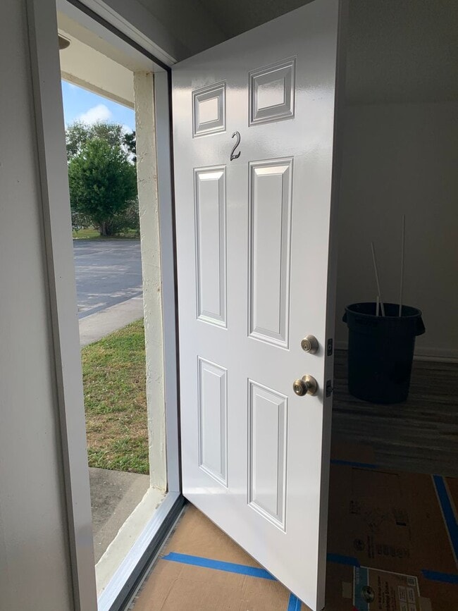 Building Photo - Vero Beach 2 Bedroom 1 Bath