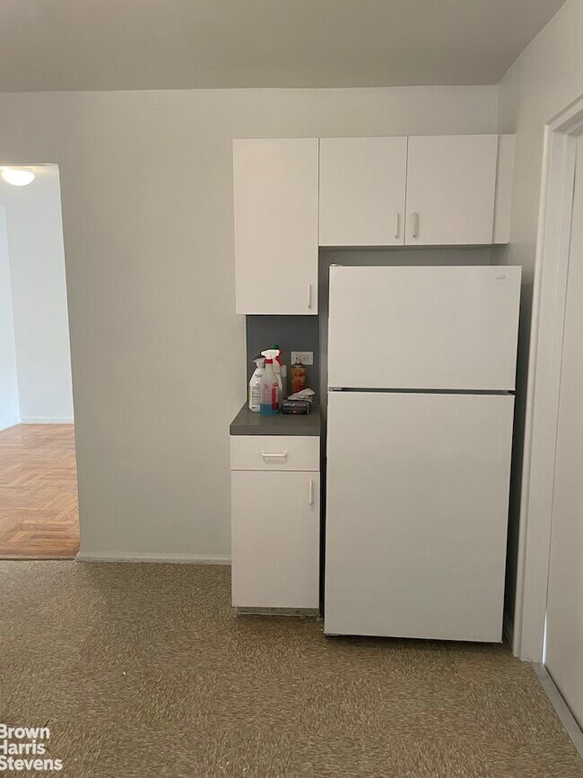 2929 Bainbridge Ave Unit 2J, The Bronx, NY 10458 Room for Rent in The
