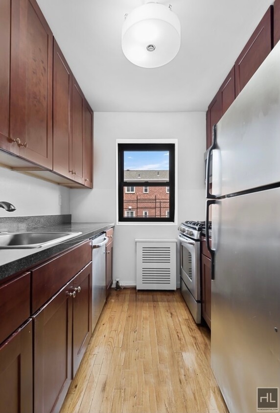 Foto principal - No Fee One Bedroom in Bayside NY