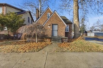 Building Photo - 15795 Monte Vista St