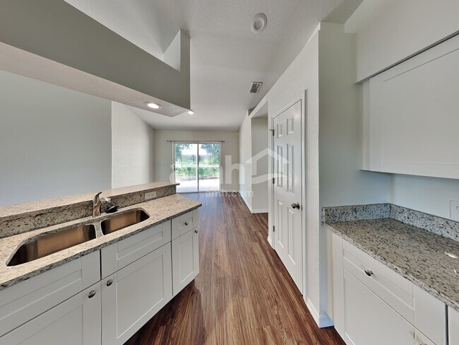 Building Photo - 3102 Orange Grove Court