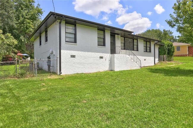 Foto del edificio - 970 Oglethorpe Ave