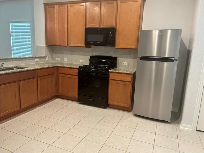Building Photo - 1120 Whippletree Trl