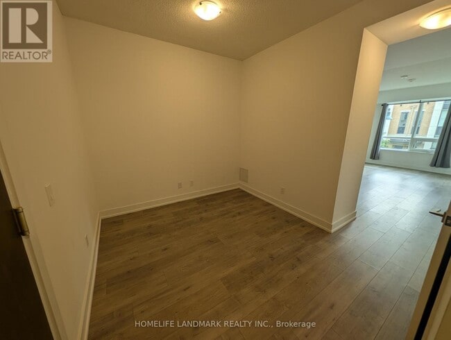 Building Photo - 268 Buchanan Dr