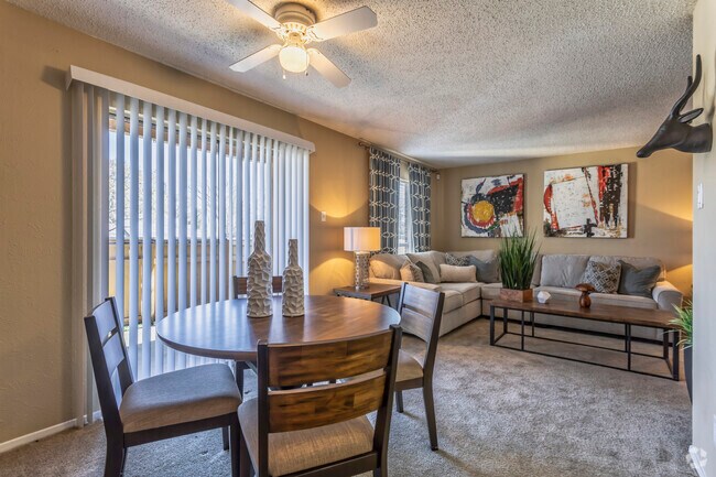 2 habitaciones, 1 baño - 780 pies cuadrados B1 - Área de comedor - Brandon Walk