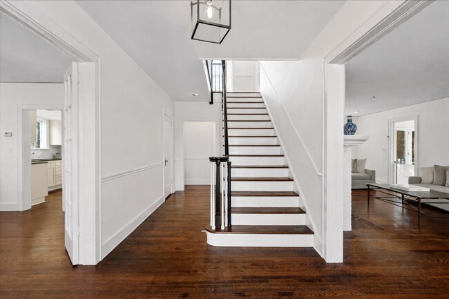 Foto del edificio - Manor Woods 5 Bedroom 2.5 Bathroom Colonial Home