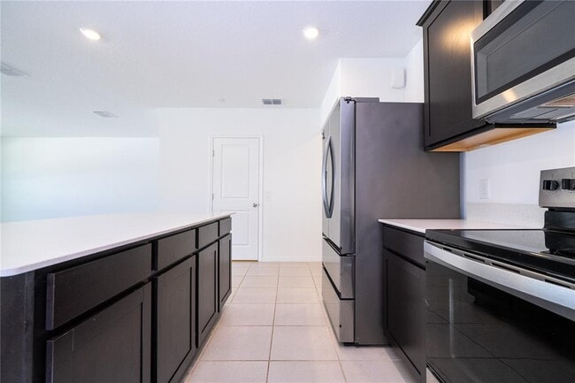 Foto del edificio - 471 Pine Tree Blvd