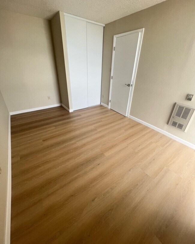 Foto del edificio - 555 Pierce St