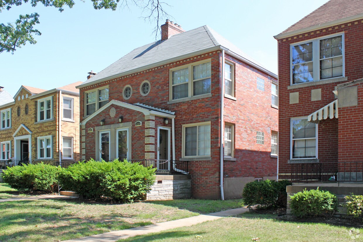 Primary Photo - 6326 Sutherland Ave
