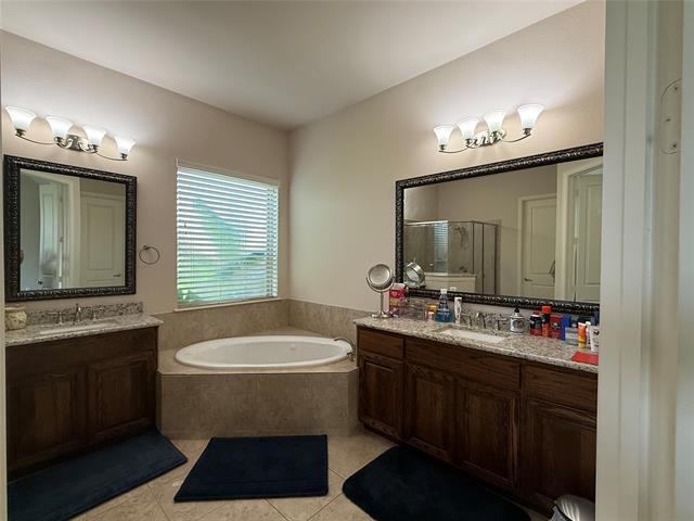 Foto del edificio - 405 Desert Willow Ln