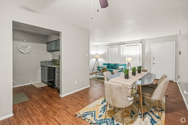 1BR, 1BA - 728 SF - Dining Room - Evria Terraces