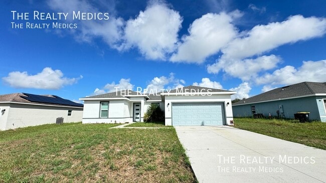 Building Photo - 13 Zinnia Ln