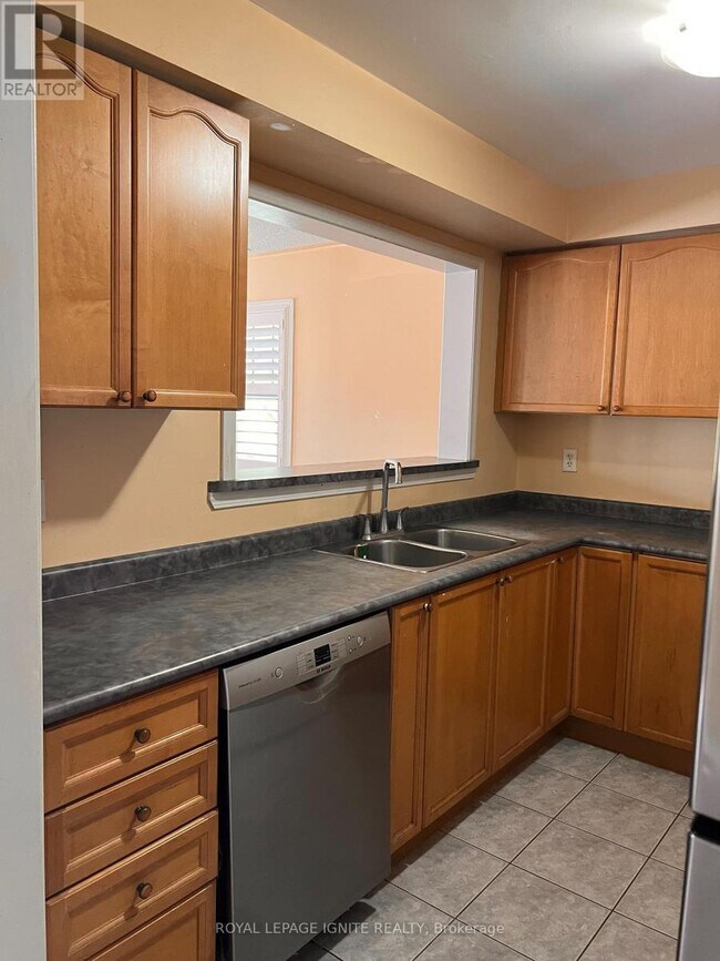 Photo du bâtiment - 8830 Sheppard Ave E