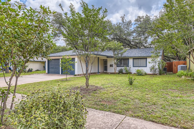 Building Photo - 7801 Wycombe Dr