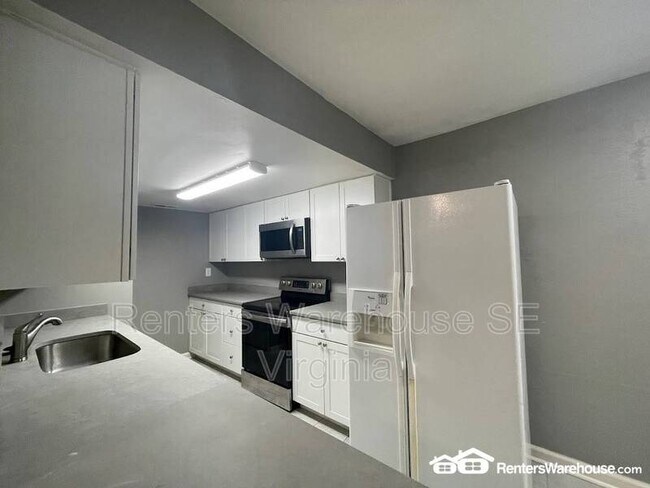 Building Photo - 5705 Morningside Ct
