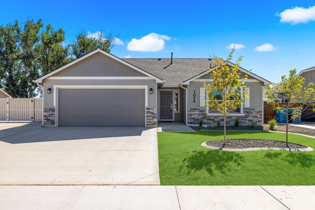 Primary Photo - Brand New Home with RV Pad and Premium Fin...