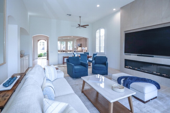 Building Photo - 48295 Casita Dr