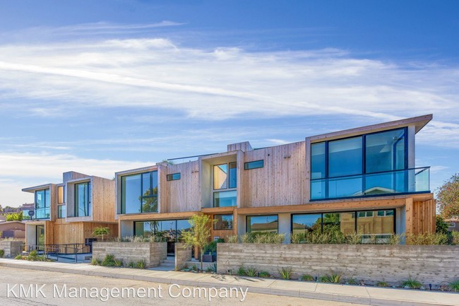 Building Photo - 3214 Highland Ave
