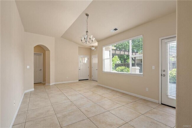 Foto del edificio - 1033 Raven Ln