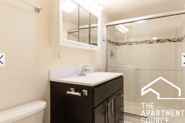Foto del edificio - 879 W Lill Ave