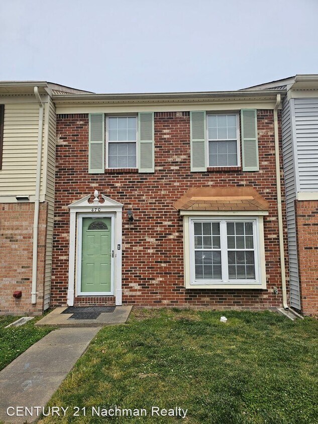 3 br, 2.5 bath House 470 Hollomon Drive House Rental in Hampton, VA
