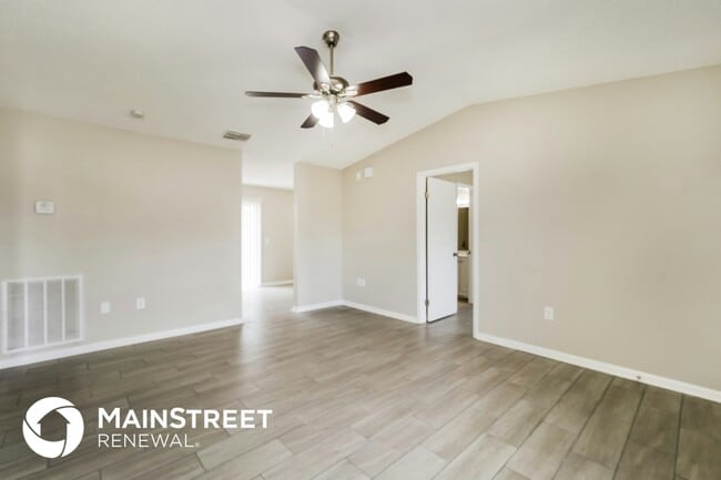Building Photo - 150 Madera Dr