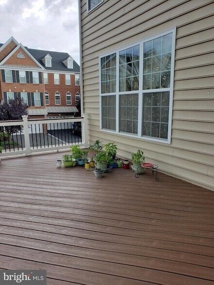 Foto del edificio - 23409 Berkeley Meadows Dr
