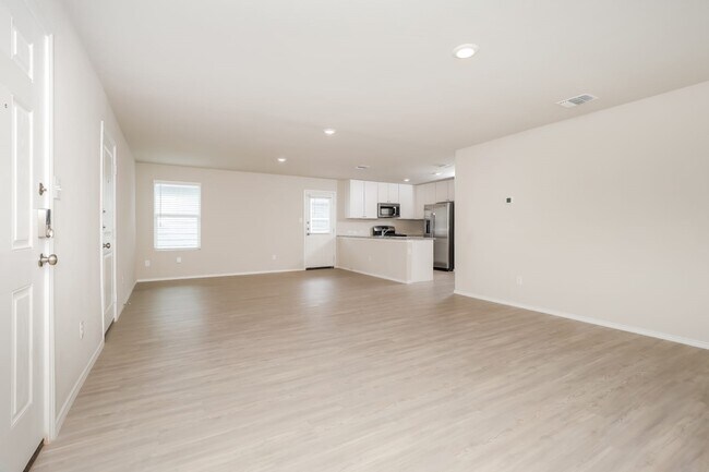 Foto del edificio - 5711 Fruchel Wy