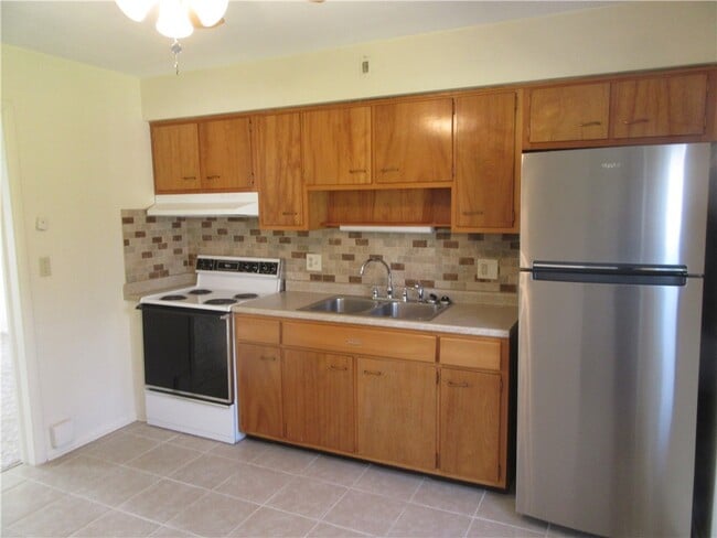 Building Photo - 4034 Chilton Ct