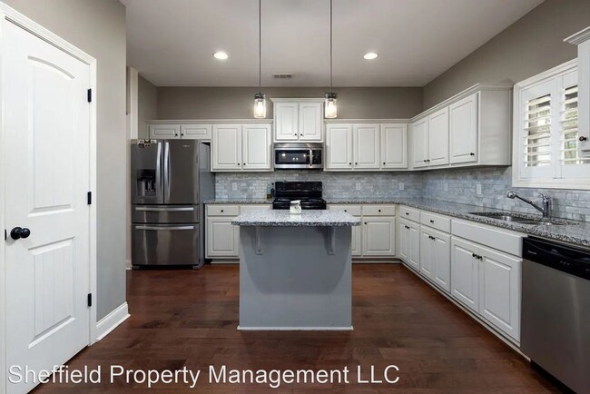 Building Photo - 4 br, 2.5 bath House - 46 Garden Grove Dr.