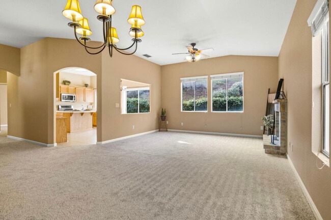 Foto del edificio - 4084 Monte Verde Dr