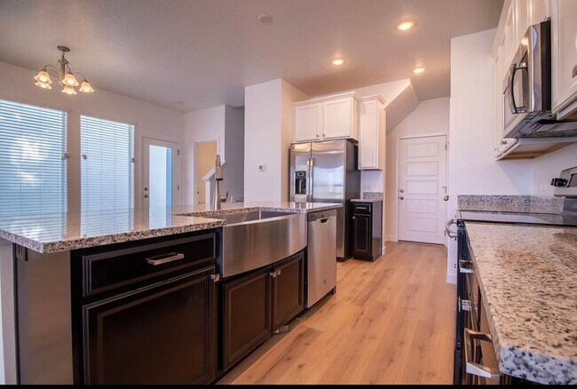 Foto del edificio - **Coming soon! ** FAMILY HOME IN PRESTIGIOUS LEHI COMMUNITY