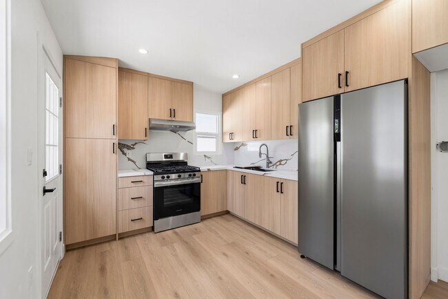 Foto del edificio - 2819 Sycamore Ave