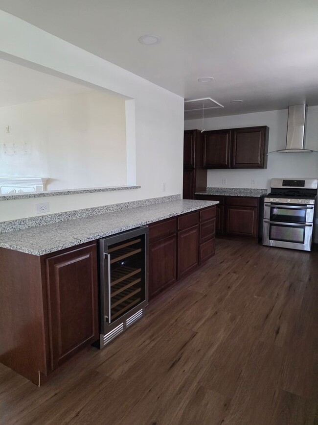 Building Photo - Executive Home with an Executive View