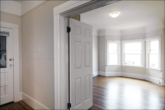 Foto del edificio - 5 Imperial Ave