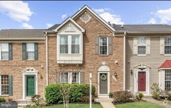 Building Photo - 6880 Ridge Water Ct