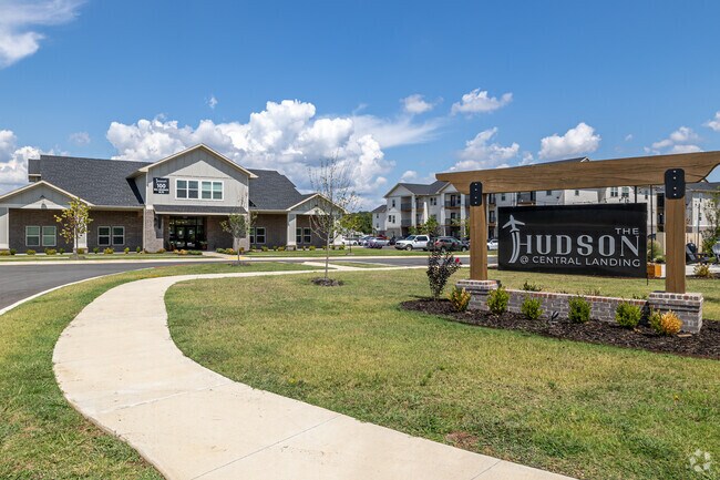 Foto del edificio - The Hudson at Central Landing