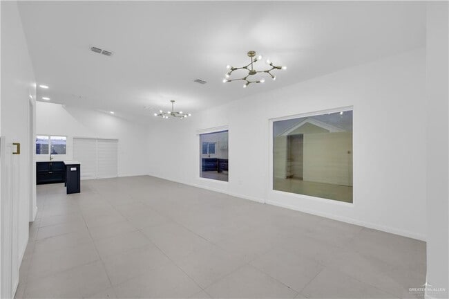 Building Photo - 23 N 28th St