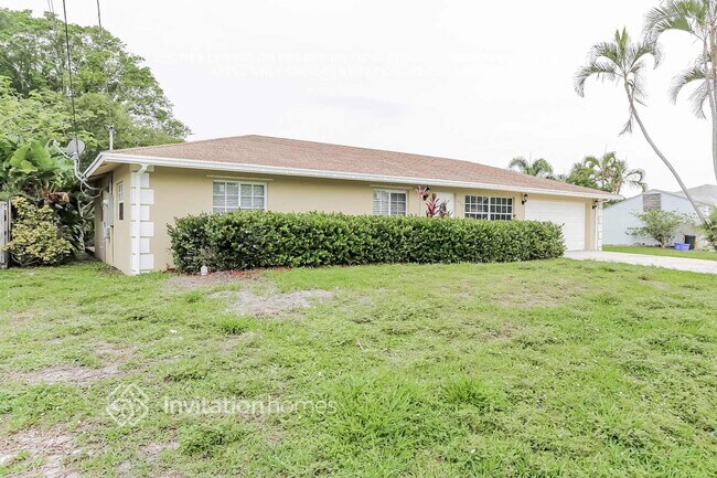 Foto del edificio - 6713 Riparian Rd