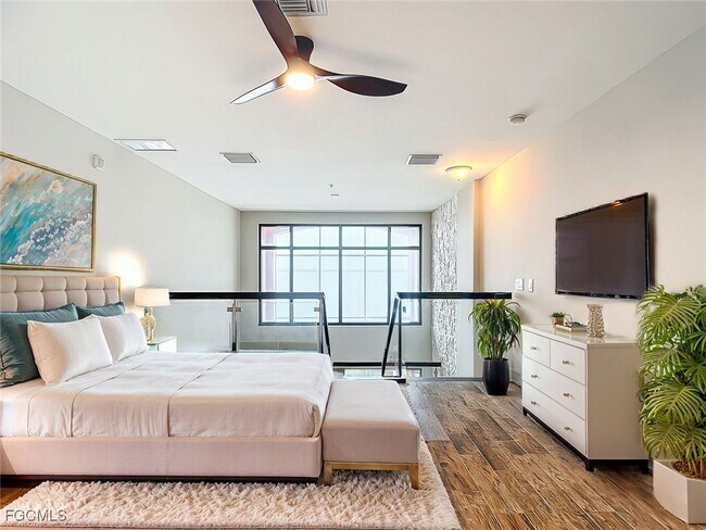 Foto del edificio - 2745 First St