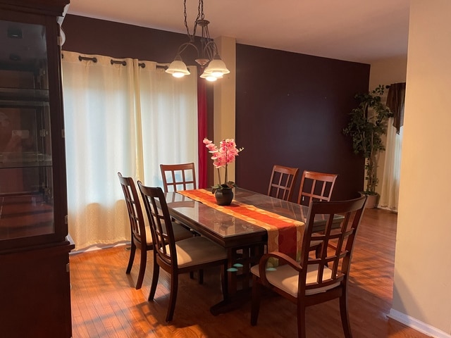 Foto del edificio - 1100 Rosefield Ln