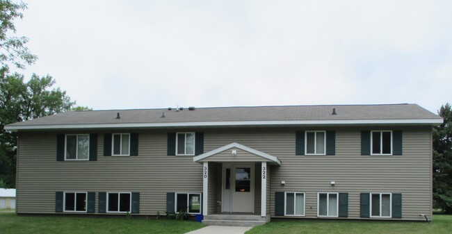 Foto del edificio - Grove Heights Townhomes