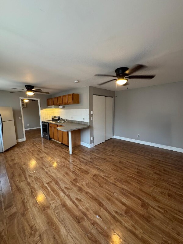 Foto del edificio - 2602 Chesterfield Ct